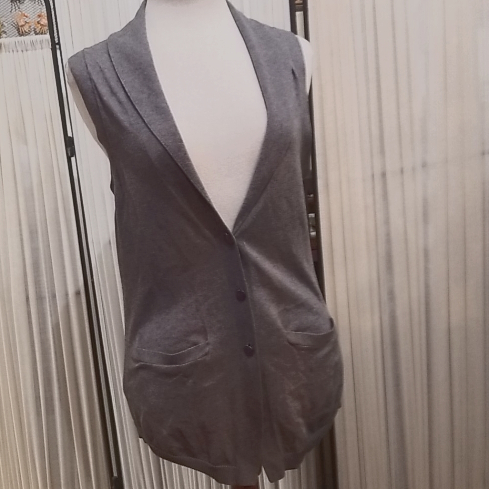 Knit vest grey